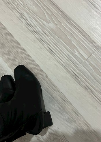 Kadın Siyah Pliseli İnce Topuklu Bot - Görsel 8