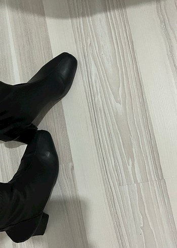 Kadın Siyah Pliseli İnce Topuklu Bot - Görsel 7
