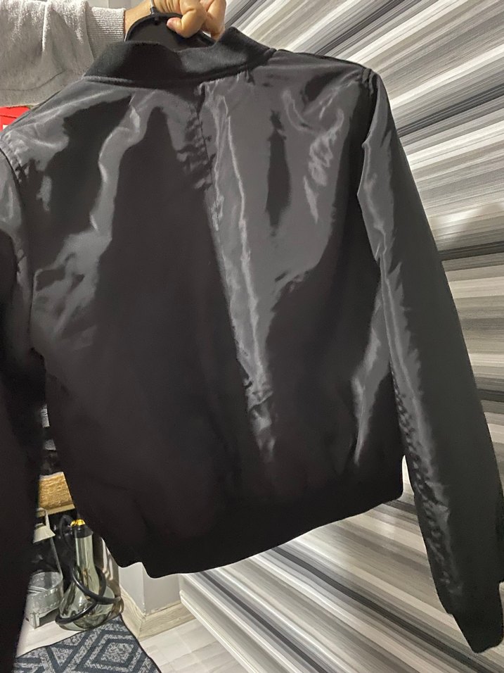 Siyah Fermuarlı Kadın Ceket - Görsel 2