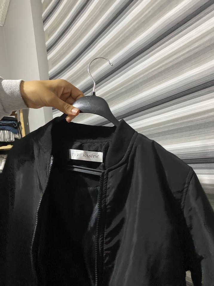 Siyah Fermuarlı Kadın Ceket - Görsel 4