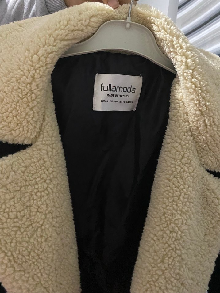 Siyah Kadın Kürk Detaylı Street Wear Ceket - Görsel 3