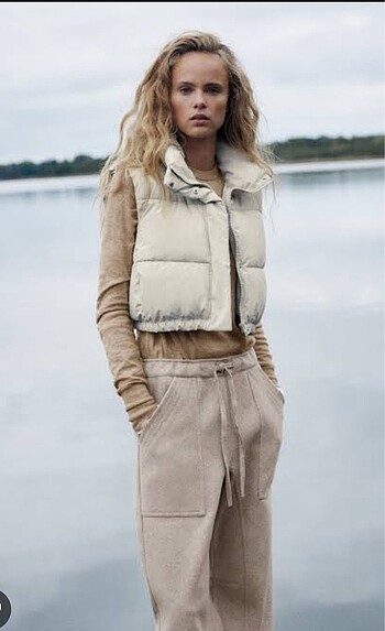 Zara crop yelek
