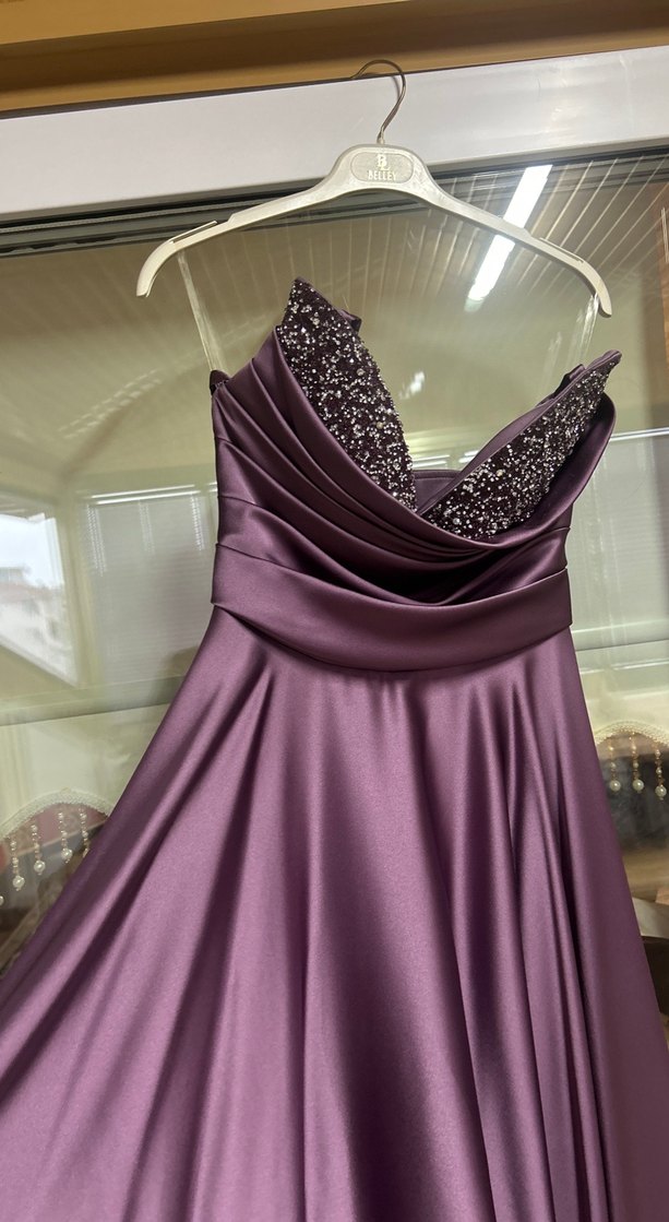 Mor Straplez Uzun Abiye Elbise - Görsel 3