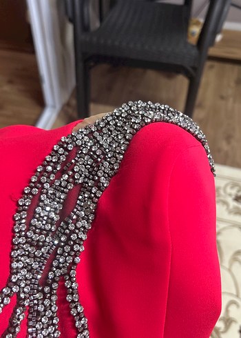 Kırmızı Drapeli Uzun Abiye Elbise - Görsel 4