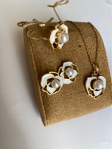 Accessorize İNCİ ÇİÇEKLİ TAKI SETİ ÇELİK
