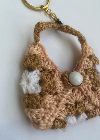 Accessorize Boncuk Detaylı Bej Örgü Mini Çanta Anahtarlık Charm