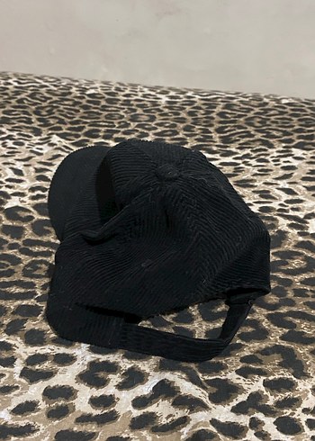 Siyah Süet Kadın Şapka - Görsel 2