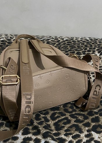 Bej Deri Kadın Sırt Çantası - Görsel 3