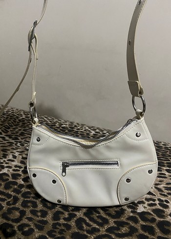 Beyaz Deri Kemerli Kadın Çanta - Görsel 3