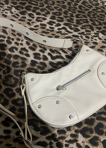 Beyaz Deri Kemerli Kadın Çanta - Görsel 5