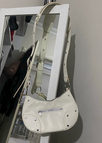 Beyaz Deri Kemerli Kadın Çanta - Görsel 6