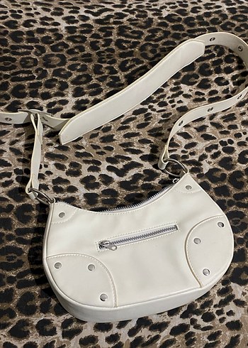 Beyaz Deri Kemerli Kadın Çanta - Görsel 2