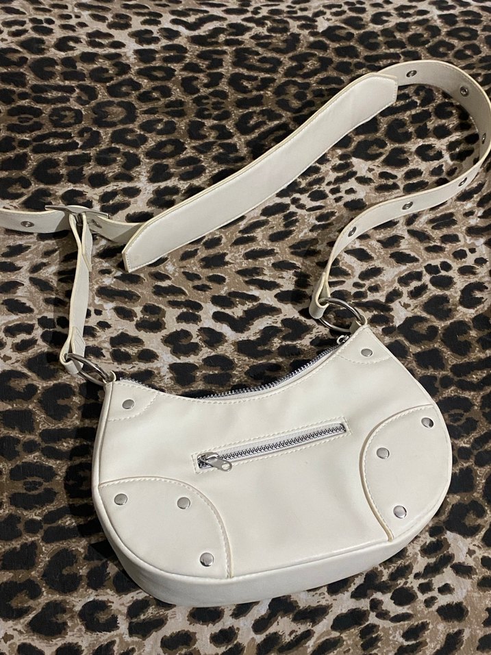 Beyaz Deri Kemerli Kadın Çanta - Görsel 2