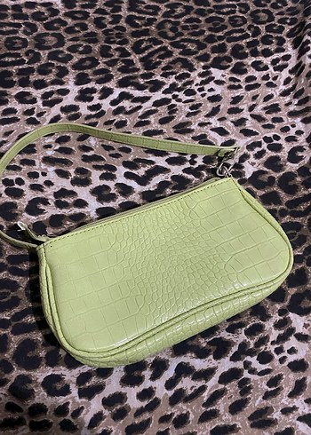 Yeşil Yılan Desenli Deri Kadın Çanta - Görsel 3