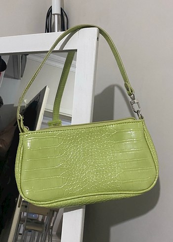 Yeşil Yılan Desenli Deri Kadın Çanta - Görsel 4
