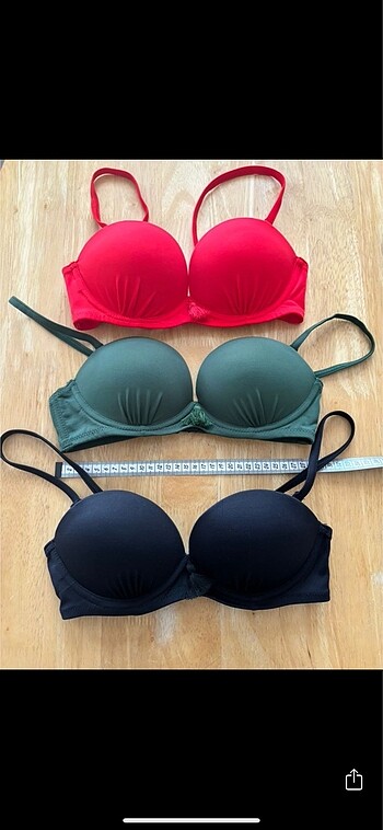 Diğer S beden ekstra dolgulu 2 adet bikini üstü