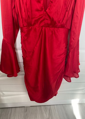 Kırmızı Drapeli V Yakalı Uzun Kollu Abiye Elbise - Görsel 4