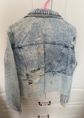 Düğmeli Batik Desenli Mavi Denim Ceket - Görsel 2