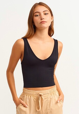 Siyah crop