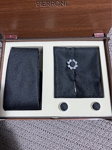  Beden Kravat set