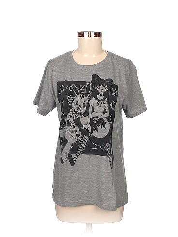 Diğer T-shirt %70 İndirimli.