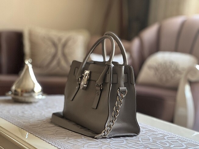 Beden gri Renk Michael kors Hamilton orta boy çanta