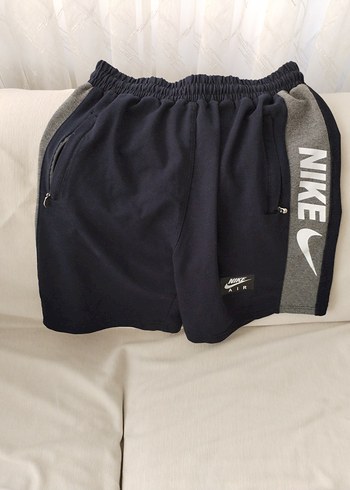 Nike Gri Siyah Erkek Spor Şort