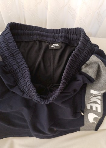 l Beden Nike Gri Siyah Erkek Spor Şort