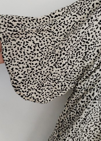 Düğmeli V Yaka Zebra Desenli Kadın Gömlek - Görsel 6