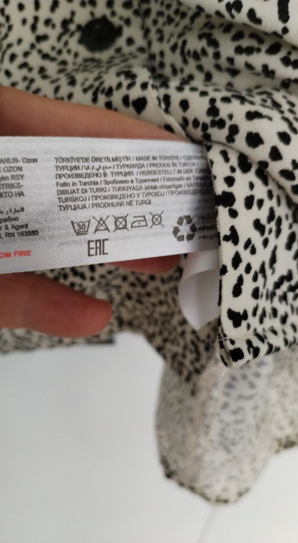 Düğmeli V Yaka Zebra Desenli Kadın Gömlek - Görsel 4