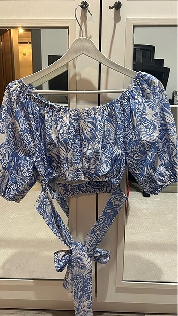 Trendyol & Milla Trendyolmila crop