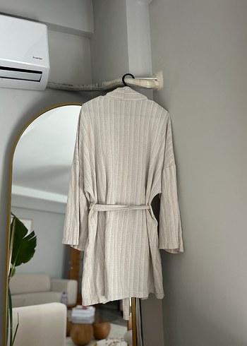 Beyaz pareo kimono - Görsel 4