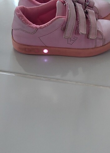 Vicco Işıklı ayakkabi