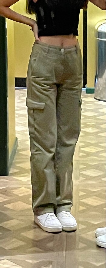 PULL&BEAR haki kargo pant
