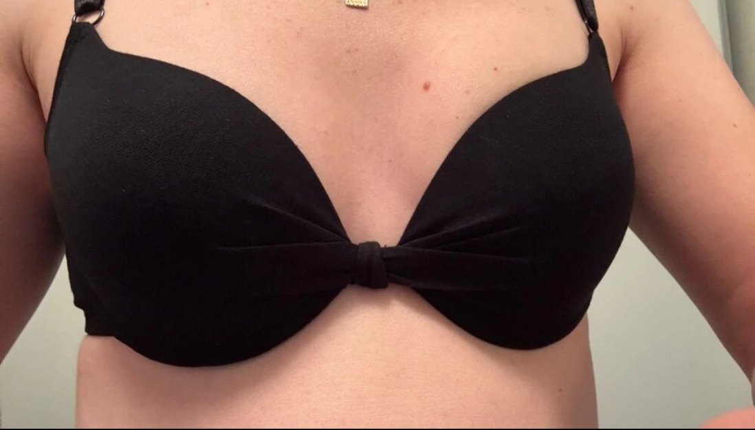 Siyah dolgulu sütyen - Görsel 3