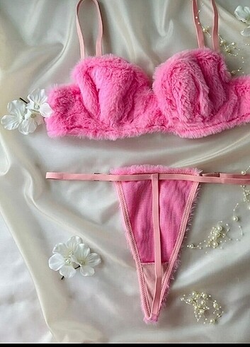 Peluş alt üst takım iç çamaşırı 