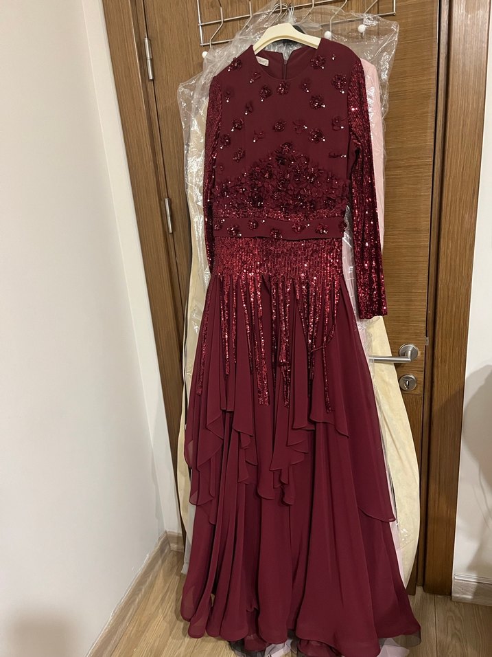 Bordo Payet İşlemeli Uzun Abiye Elbise - Görsel 3