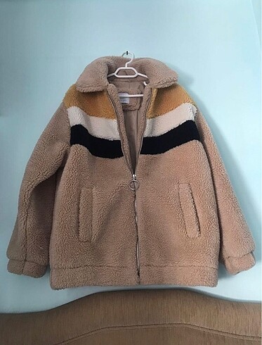 Bershka mont