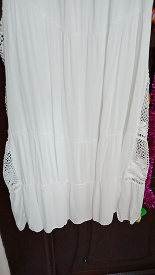 xl Beden beyaz Renk Elbise ???? Göğüs 56 basen 65/66 cm esnek