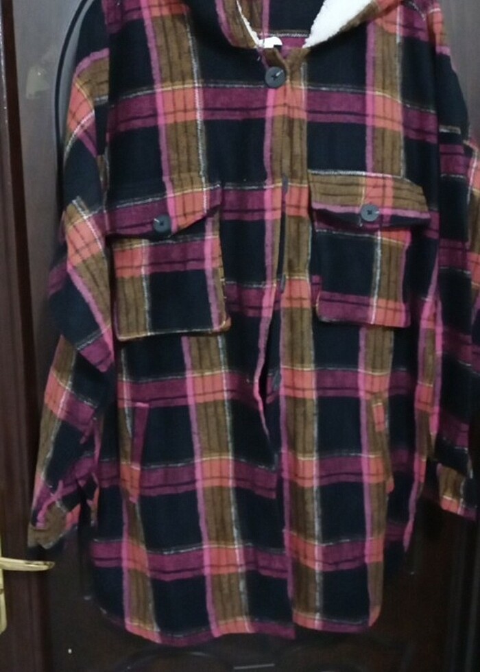 Oduncu gomlek elimde L ve m beden mevcut ben dışarıya çıkarken c - Görsel 2