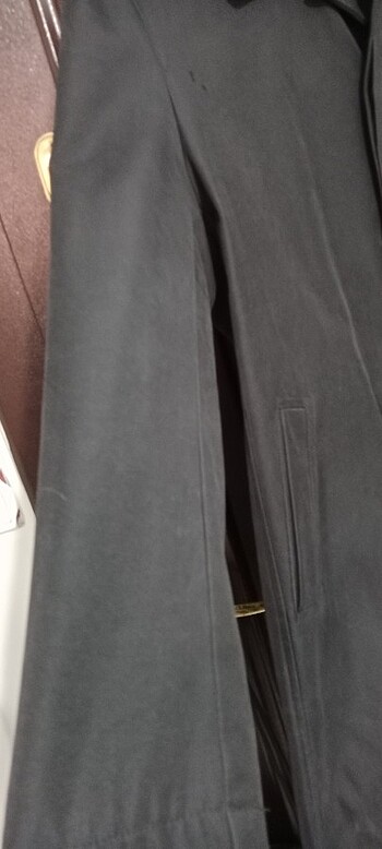 Erkek trençkot simsiyah   astar var ama naylon değil kaçırmayın  - Görsel 4