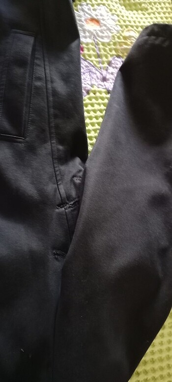 Erkek trençkot simsiyah   astar var ama naylon değil kaçırmayın  - Görsel 6