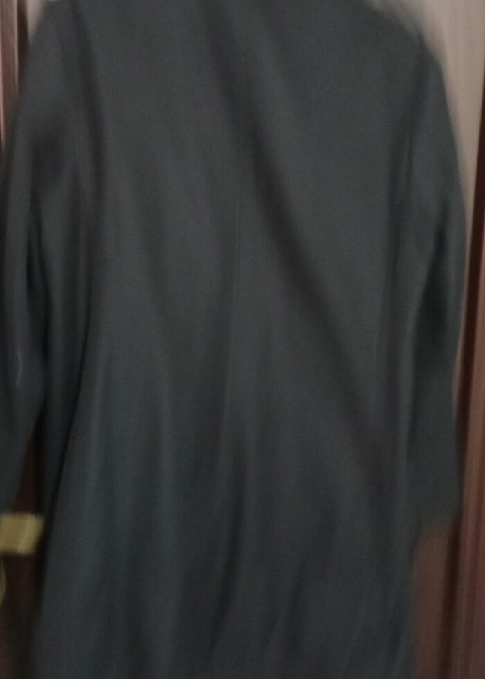 Erkek trençkot simsiyah   astar var ama naylon değil kaçırmayın  - Görsel 5