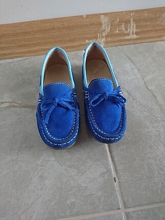 Düz mavi erkek çocuk ayakkabısı 
