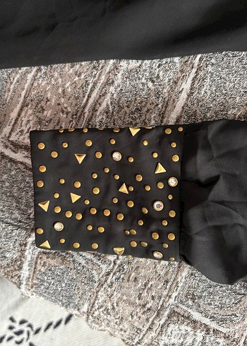 Altın Renkli Payetli Uzun Yılan Desenli Kadın abiye elbise - Görsel 2