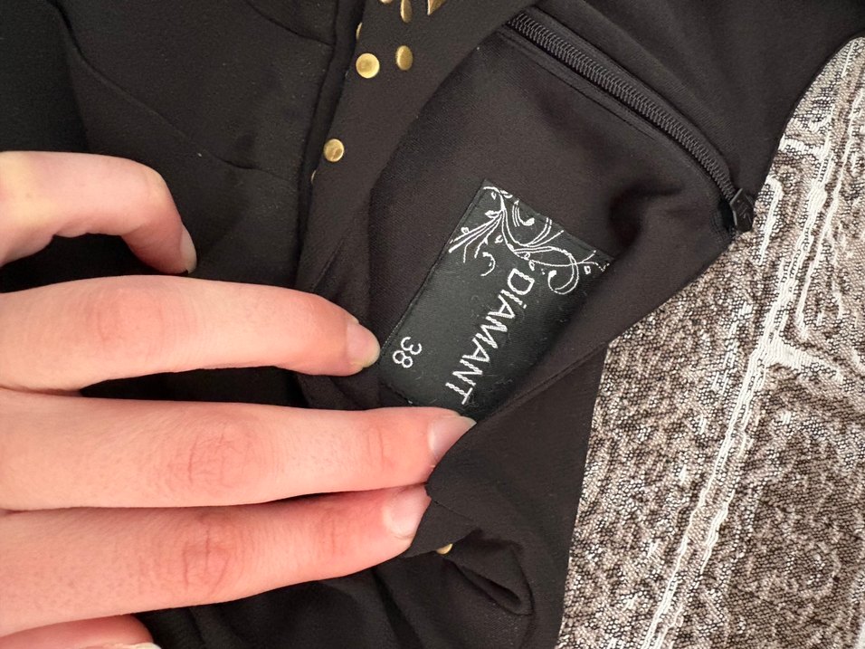 Altın Renkli Payetli Uzun Yılan Desenli Kadın abiye elbise - Görsel 4