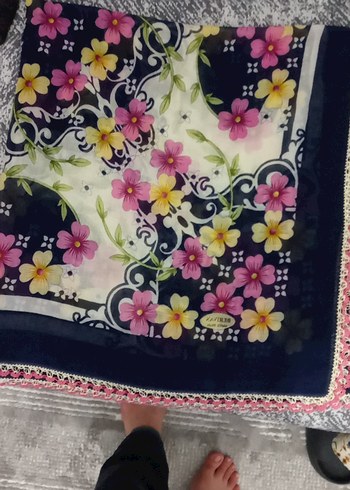 Nakışlı Çok Renkli Kadın Fular - Görsel 3