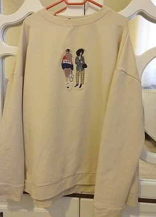 sweatshirt