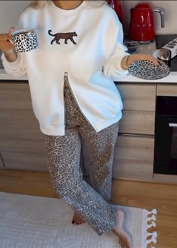 s Beden beyaz Renk Beyaz fermuar detaylı Kadın Sweatshirt