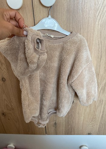 2 Yaş Beden Bebek Uzun Kollu Kürklü Body
